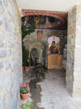 Келья Святого Мирона